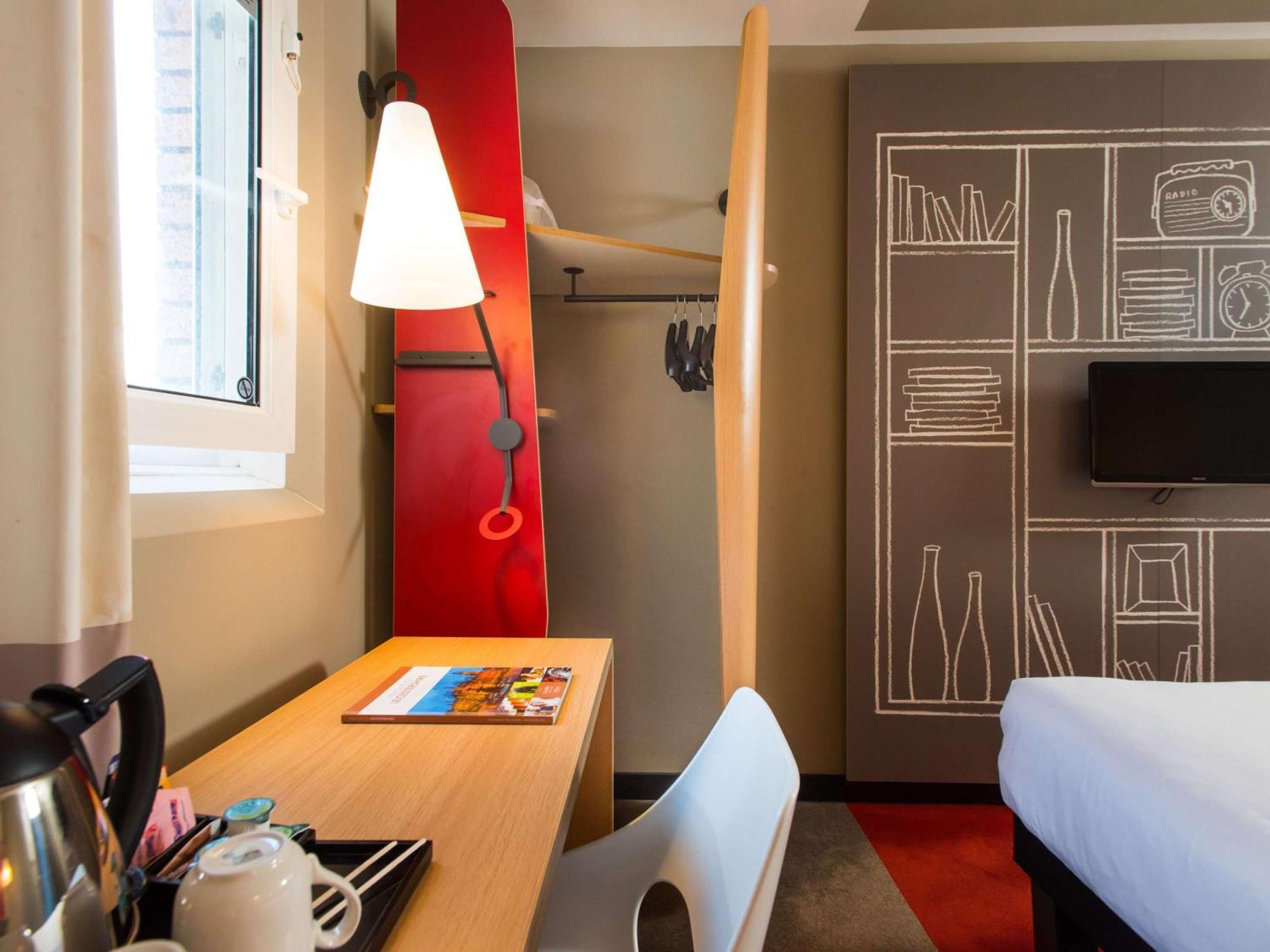 Ibis Sheffield City Экстерьер фото