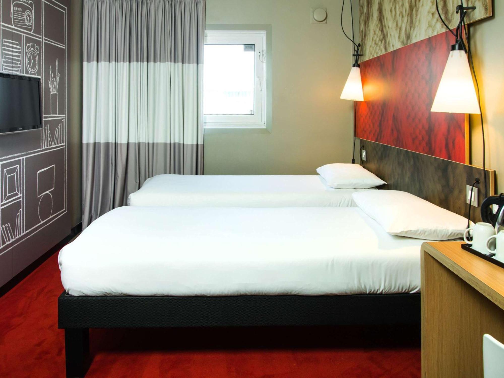 Ibis Sheffield City Экстерьер фото